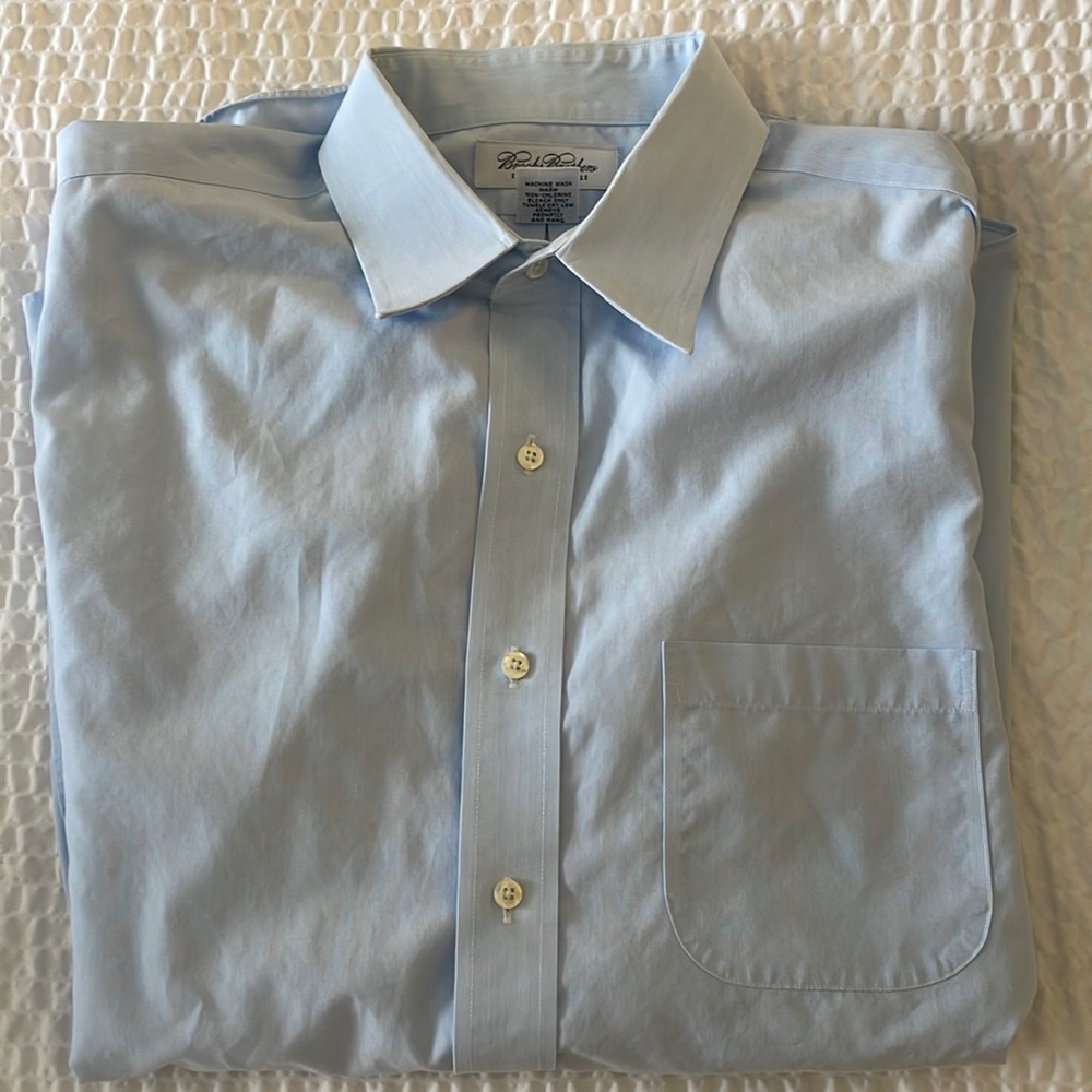 Brooks Brother Non-Iron Long Sleeve Button-Up shirt. Sz 16 - 34/35.